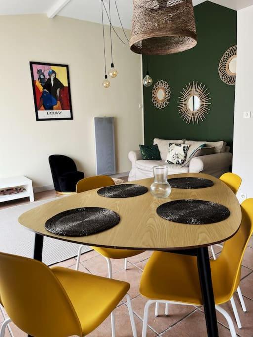 Maison Cosy Avec Parking Gratuit Jarnac Exteriér fotografie
